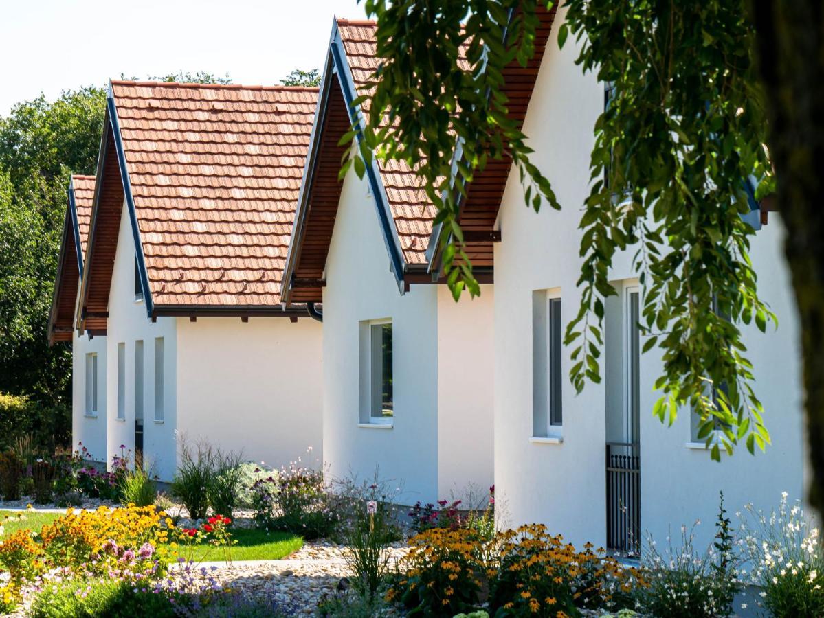 Ugo Apartman Halaszi Ngoại thất bức ảnh