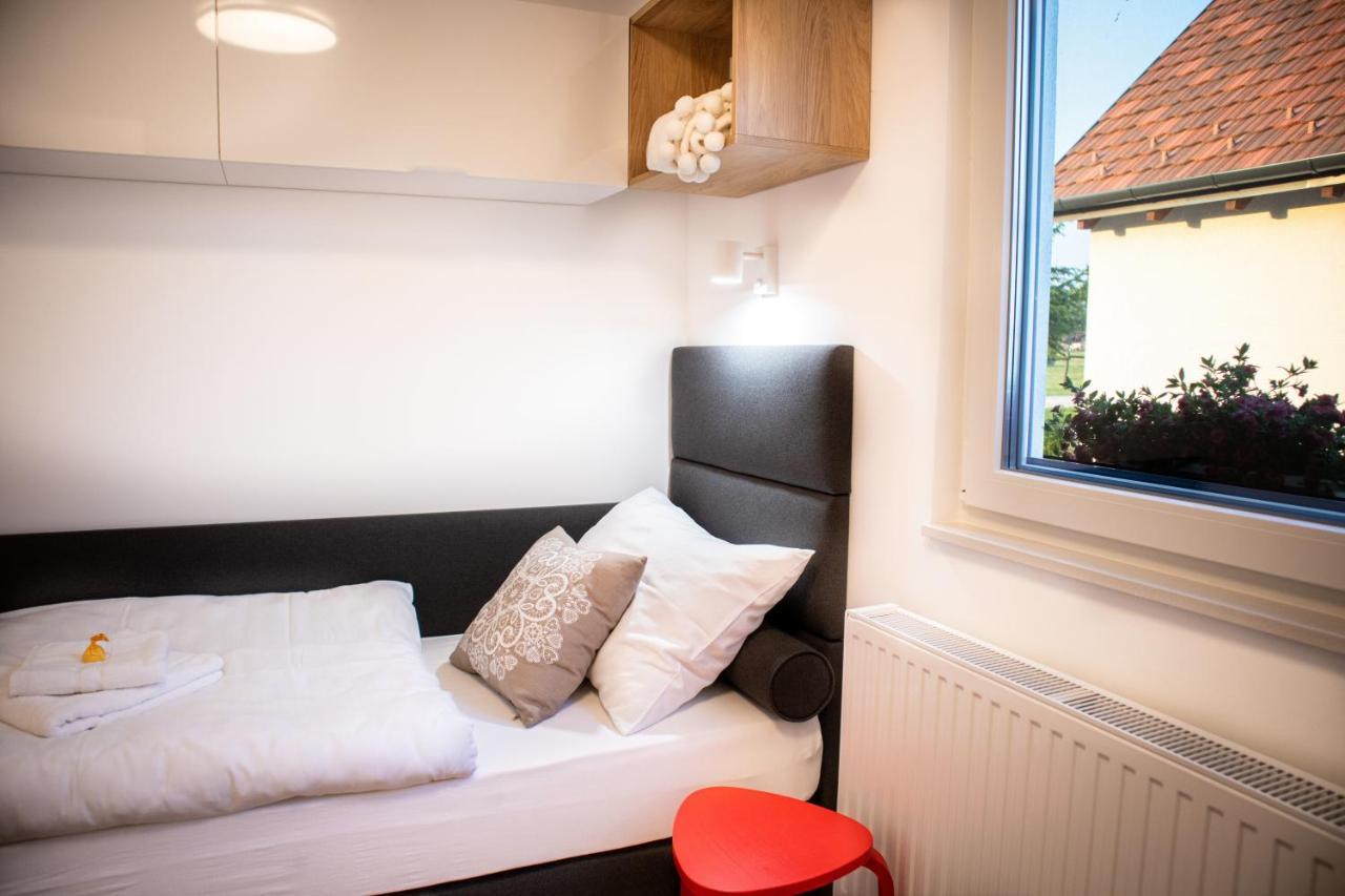 Ugo Apartman Halaszi Ngoại thất bức ảnh