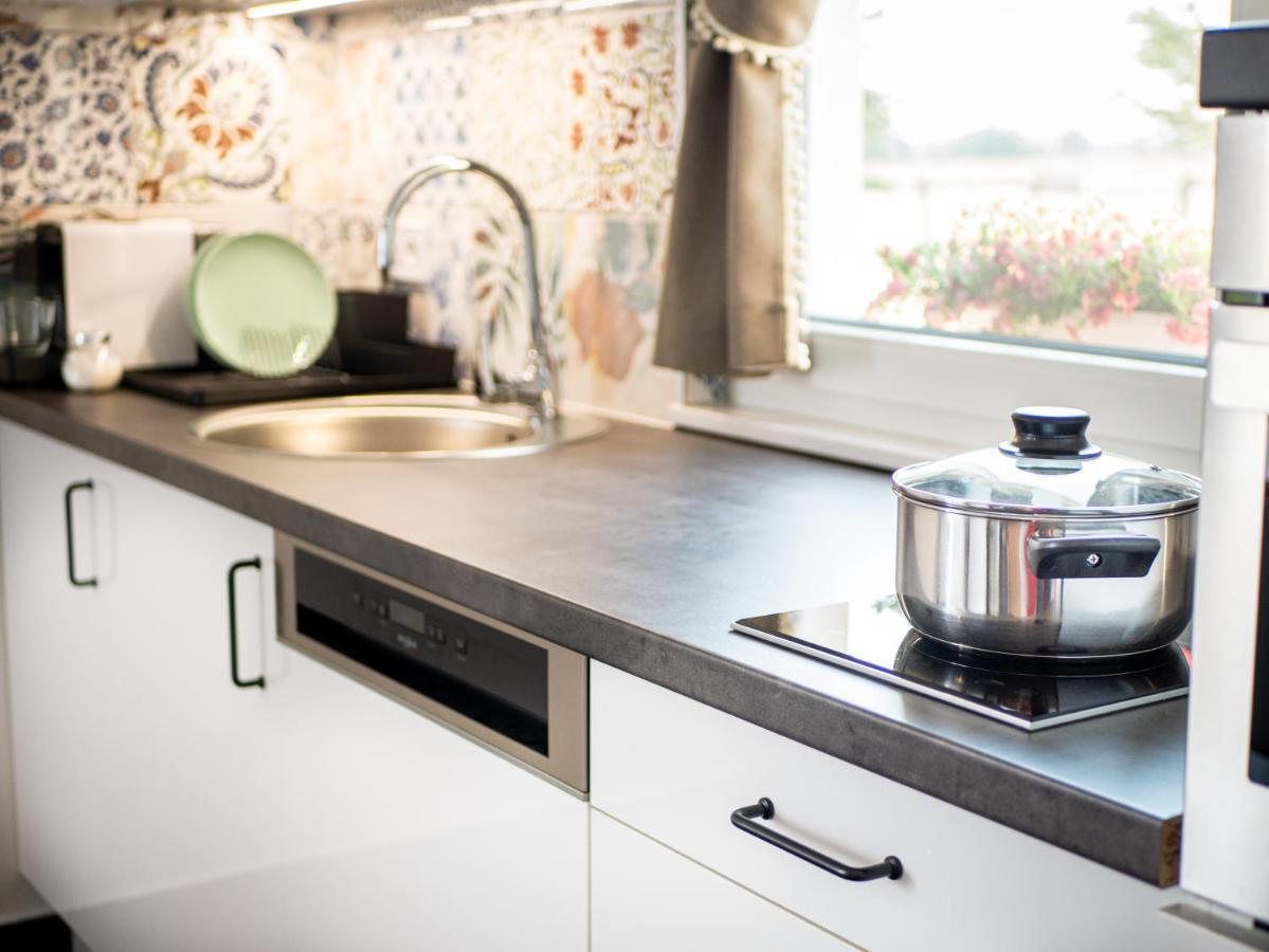 Ugo Apartman Halaszi Ngoại thất bức ảnh