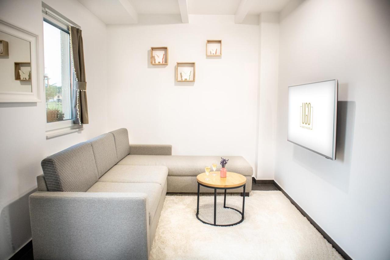 Ugo Apartman Halaszi Ngoại thất bức ảnh