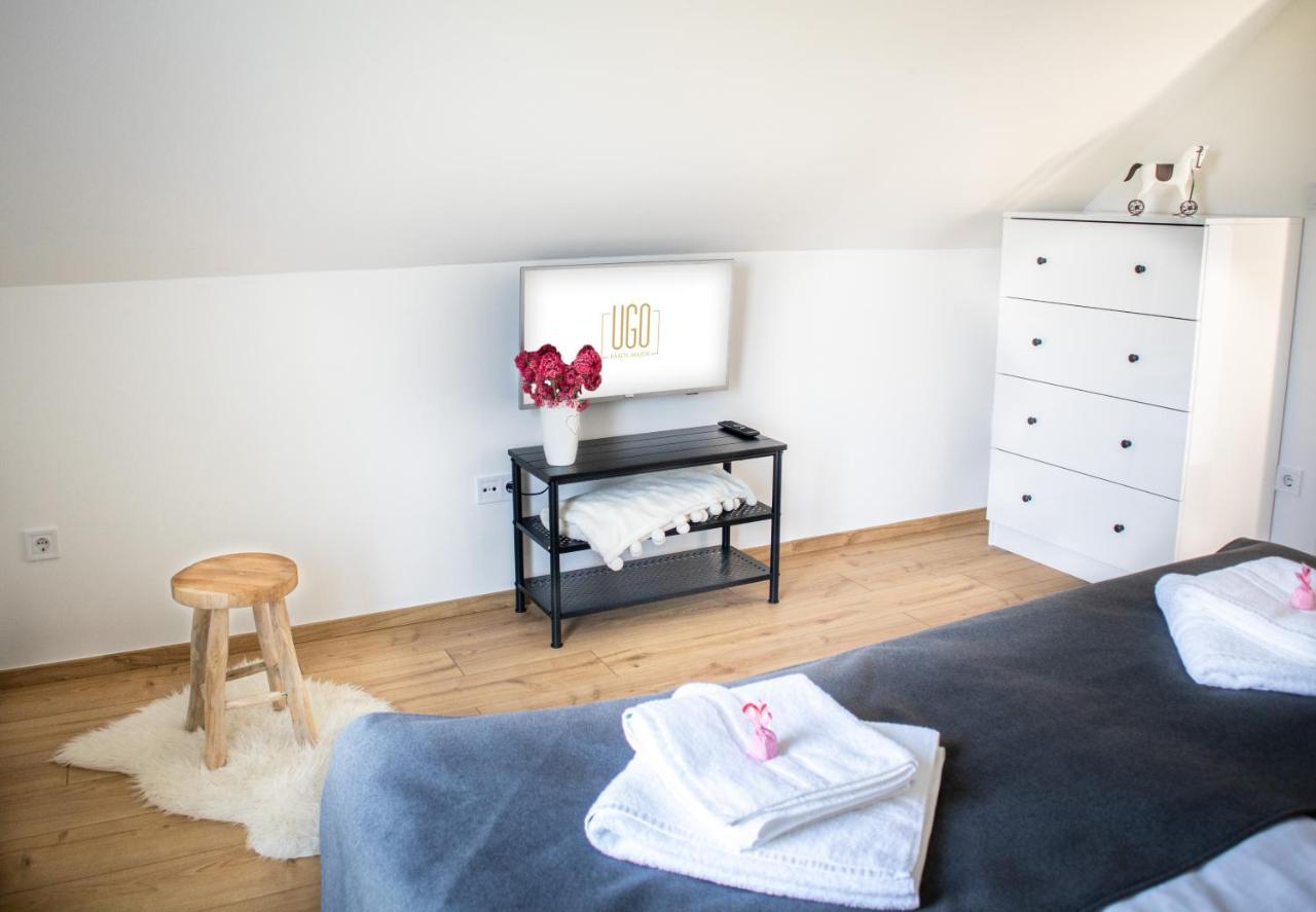 Ugo Apartman Halaszi Ngoại thất bức ảnh