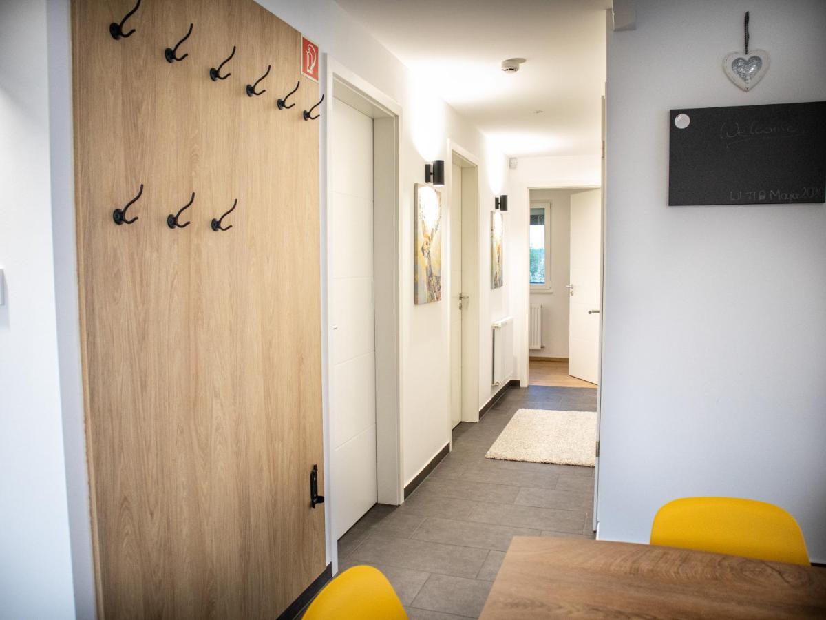 Ugo Apartman Halaszi Ngoại thất bức ảnh