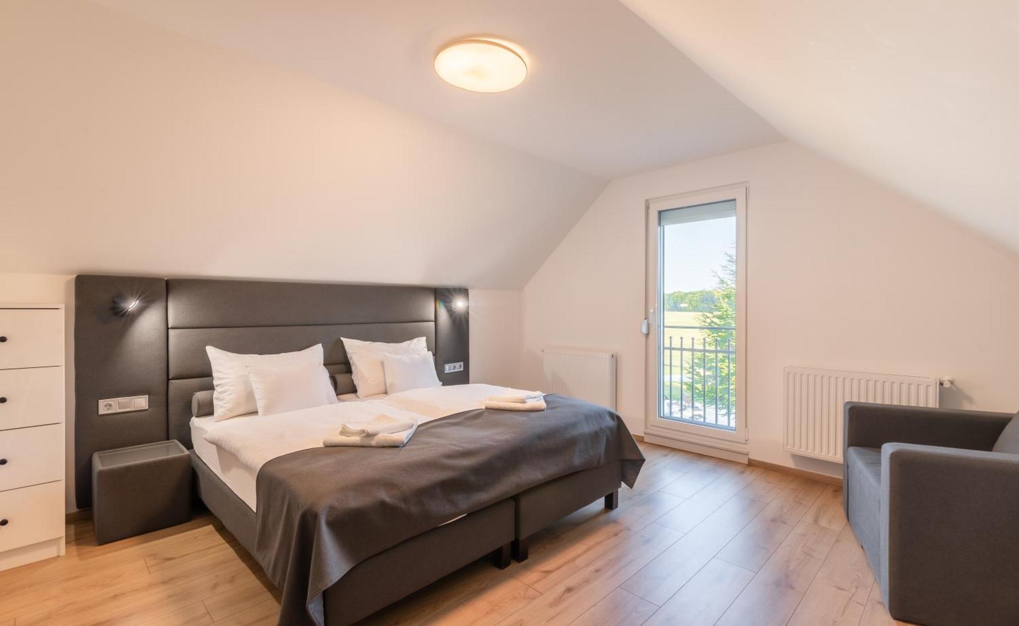 Ugo Apartman Halaszi Ngoại thất bức ảnh