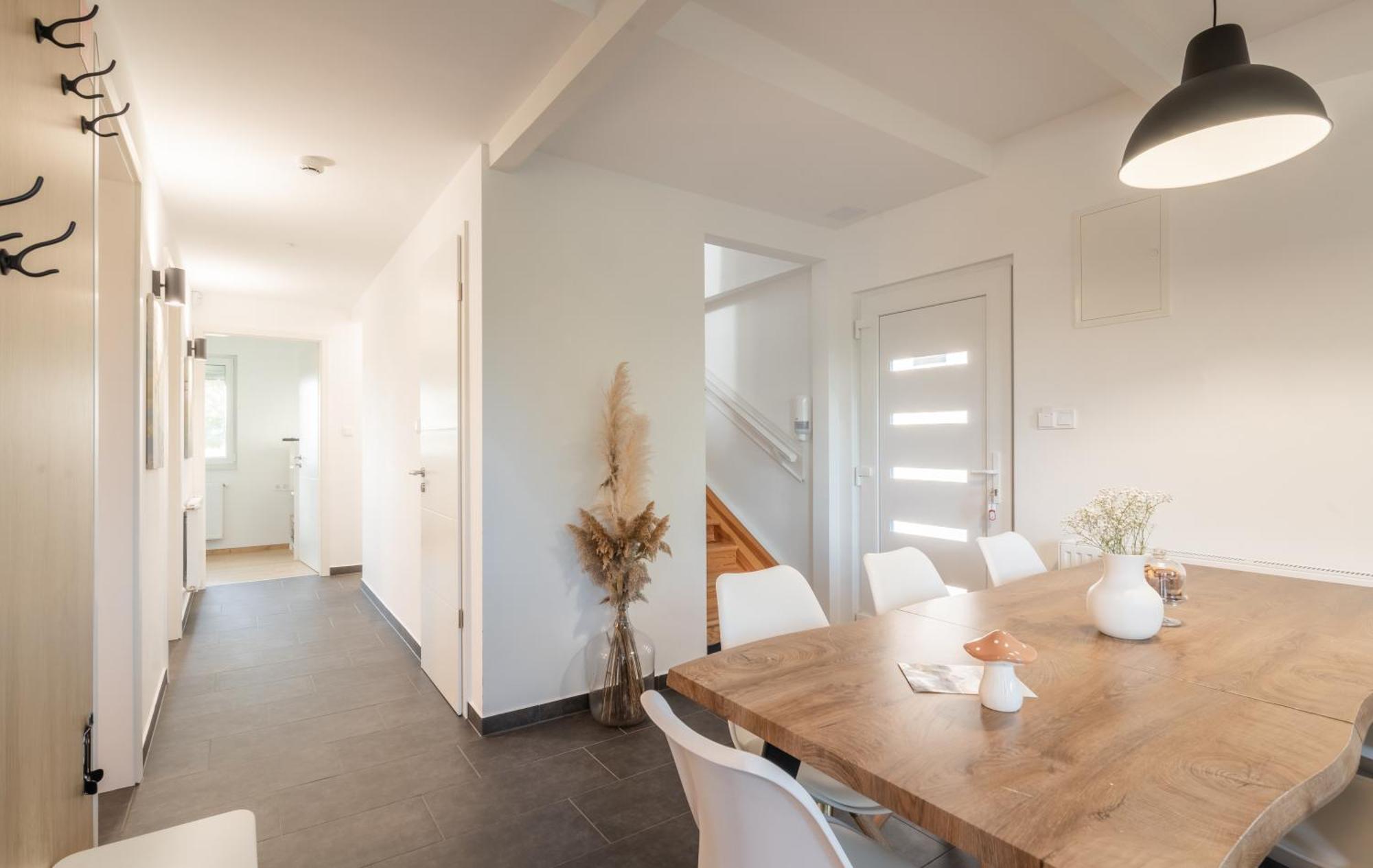 Ugo Apartman Halaszi Ngoại thất bức ảnh
